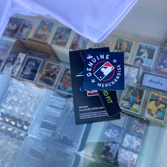 World Series Edition Shohei Ohtani #17 Nike Dodgers White Jersey - Picture 8 of 8